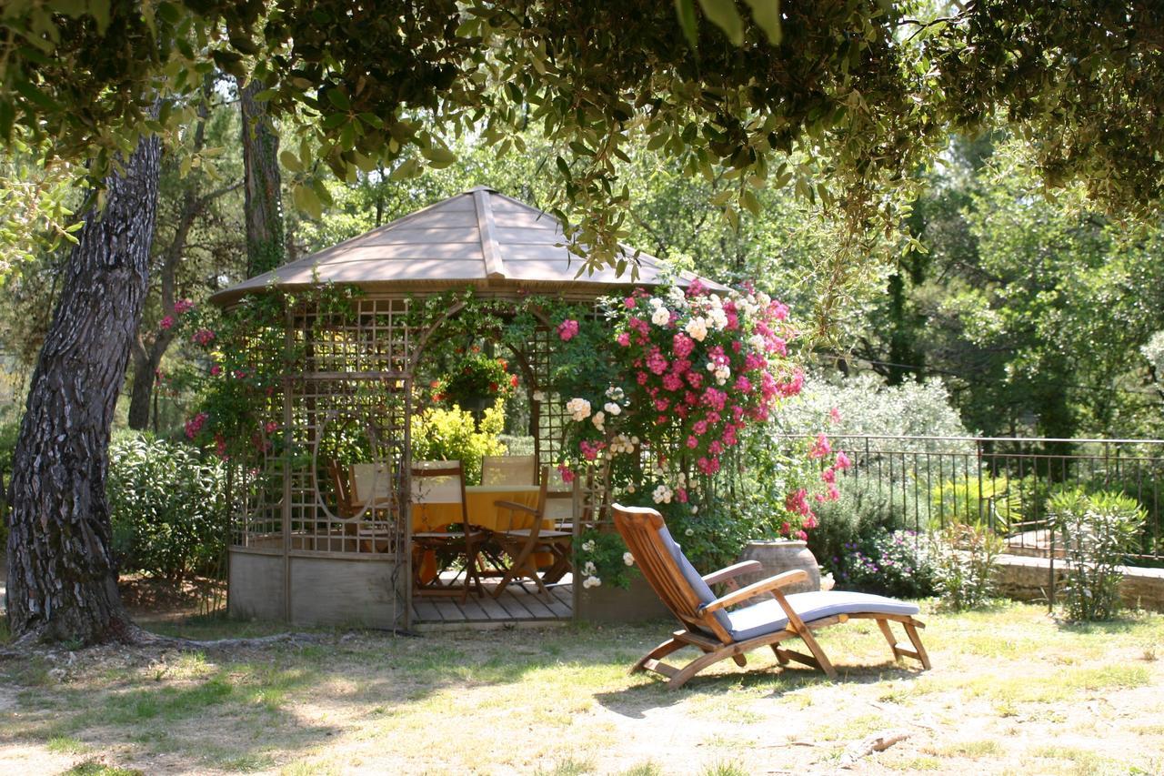 Le Mas De La Pinede Faucon  Exterior foto
